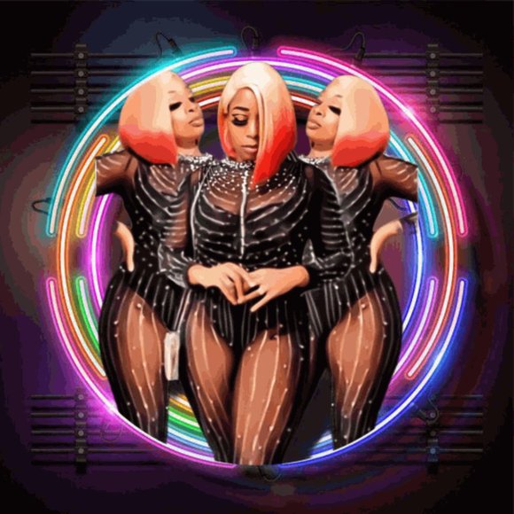 Meet your Posher, Tiffy G. - Picture 1 of 16